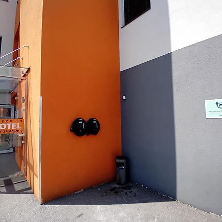 Ais Center Hotel Wolfsbergi járás Kültér fotó