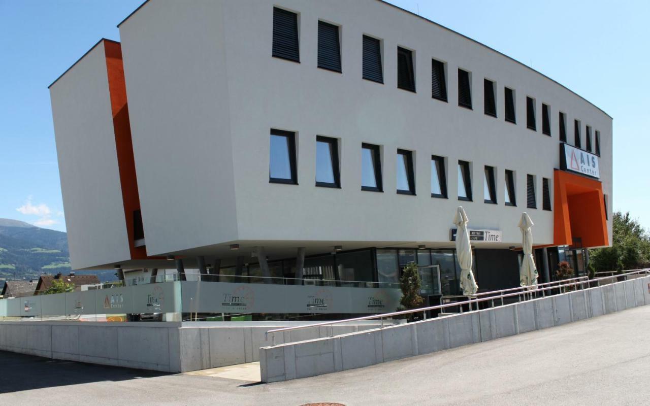 Ais Center Hotel Wolfsbergi járás Kültér fotó